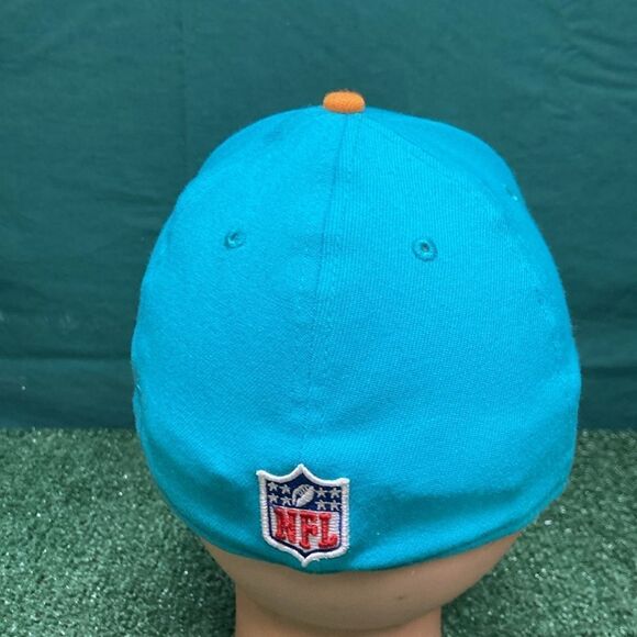 Lot of 2 medium large New Era Miami Dolphins fitted hats (OKPM-01-021) - Picture 8 of 13